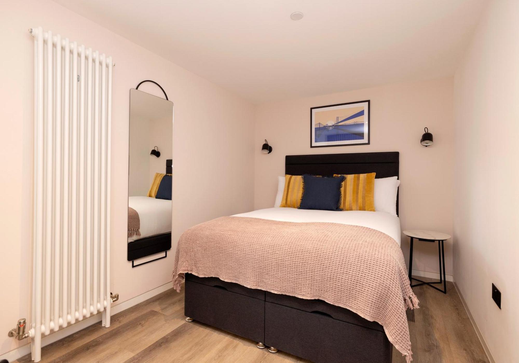 Charming Studios Near Holyrood Park & Calton Hill Edynburg Pokój zdjęcie